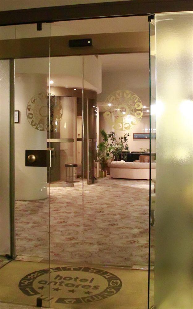 Hotel Antares Арона Екстер'єр фото