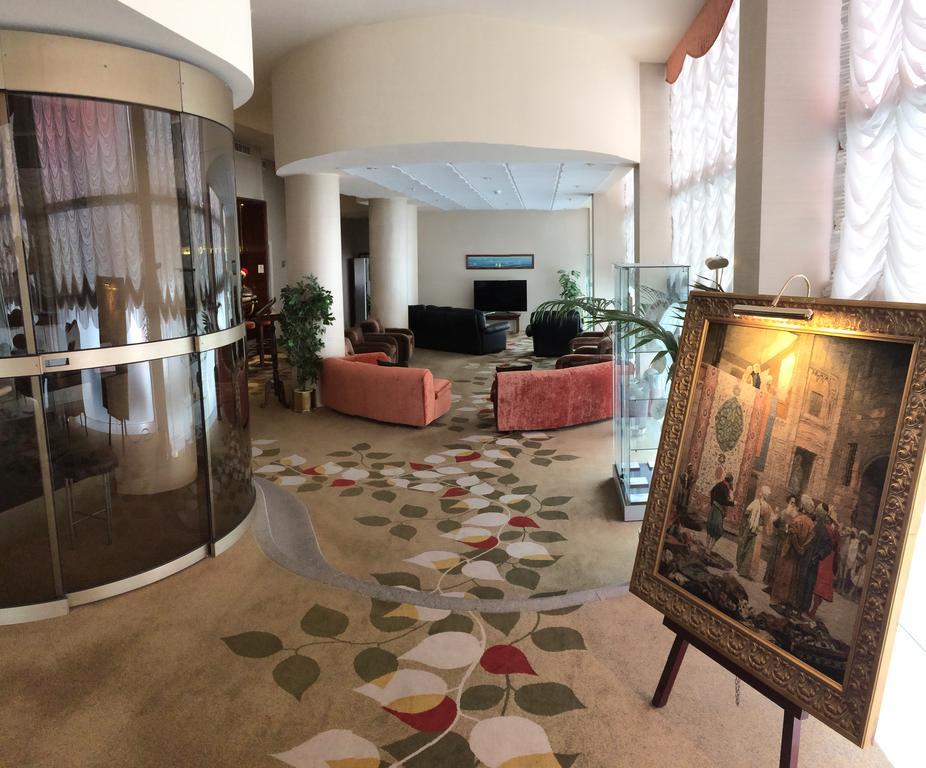 Hotel Antares Арона Екстер'єр фото